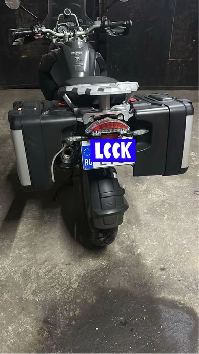 VÂND SAU SCHIMB CU BMW S 1000 RR SI ofer diferenta