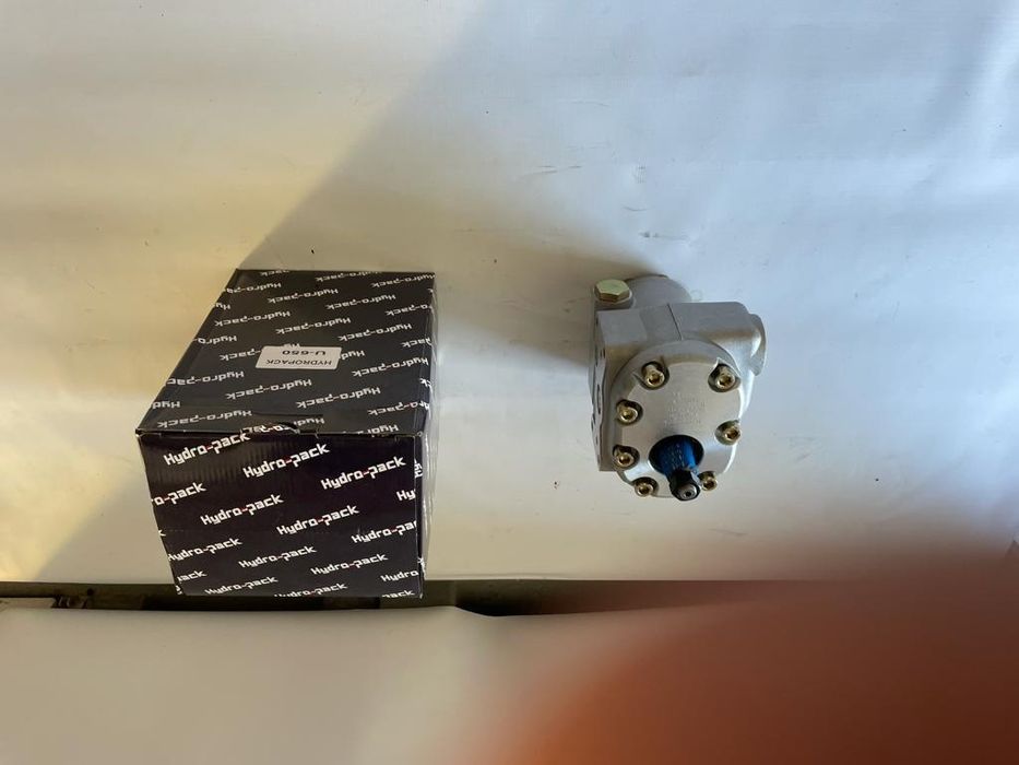 Pompa hidraulica u650 h801