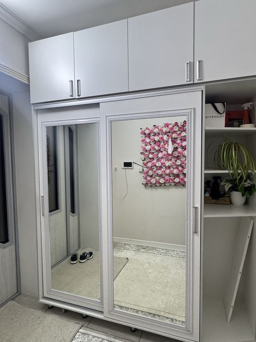 Продам шкаф-купе