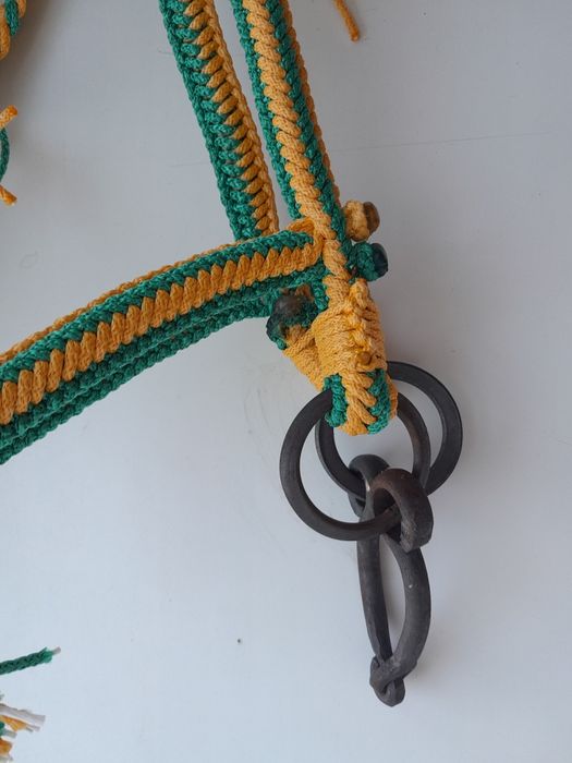 Продам уздечку Кок пар