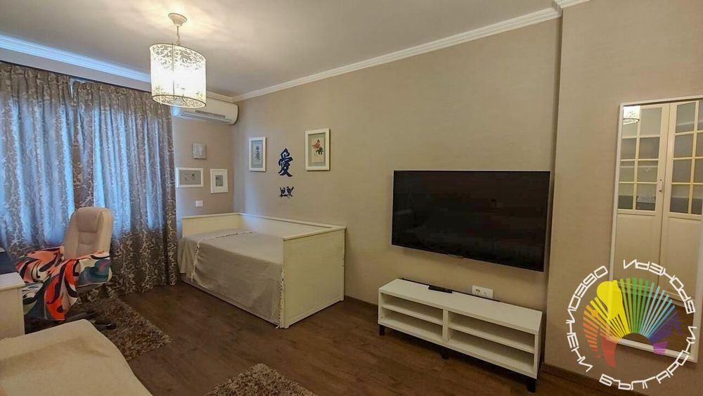Дава се под наем Тристаен апартамент в Бургас, Лазур - 125 кв.м за 1200 € - Снимка #12
