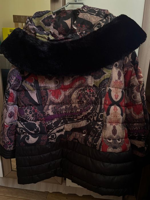 Куртка с капюшоном