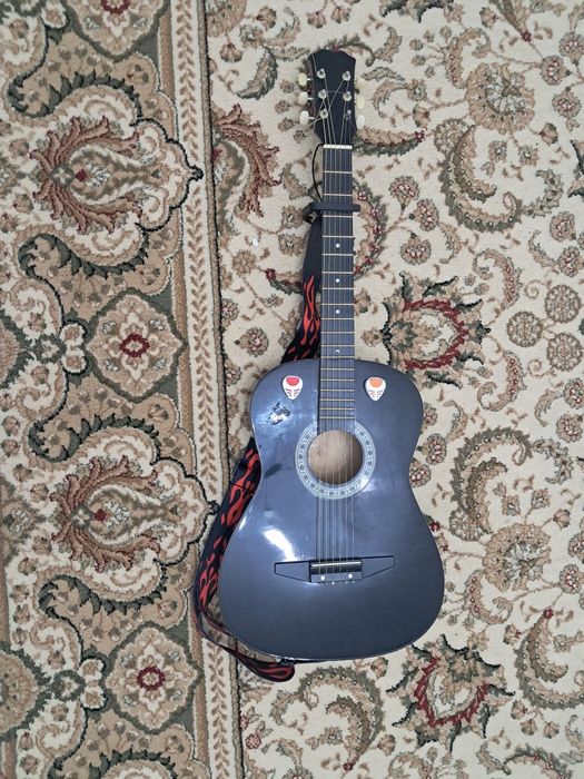 Гитара сатылады арзан