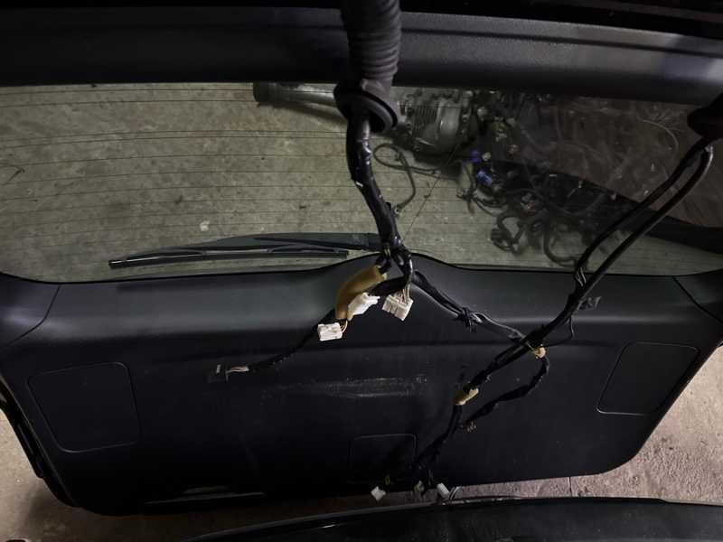 Крышка багажника Subaru Outback BS