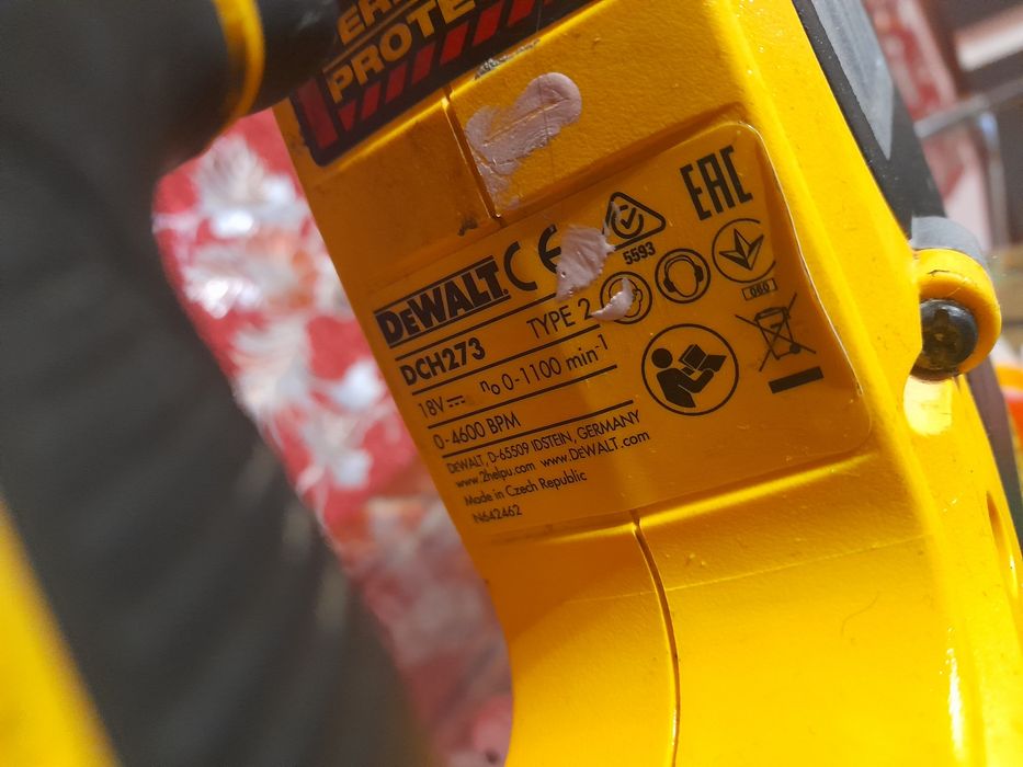 Scula devvalt  în stare foarte bună