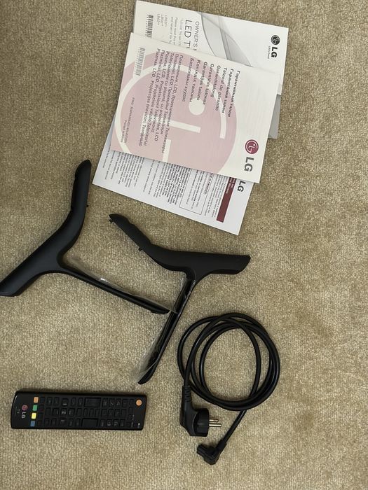 LG телевизор 42 дюйма работает отлично