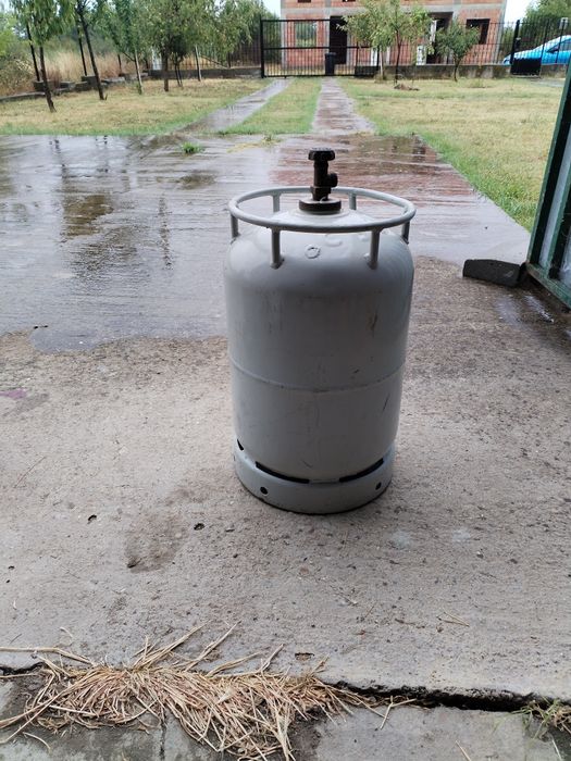 Vând butelie pentru rulotă