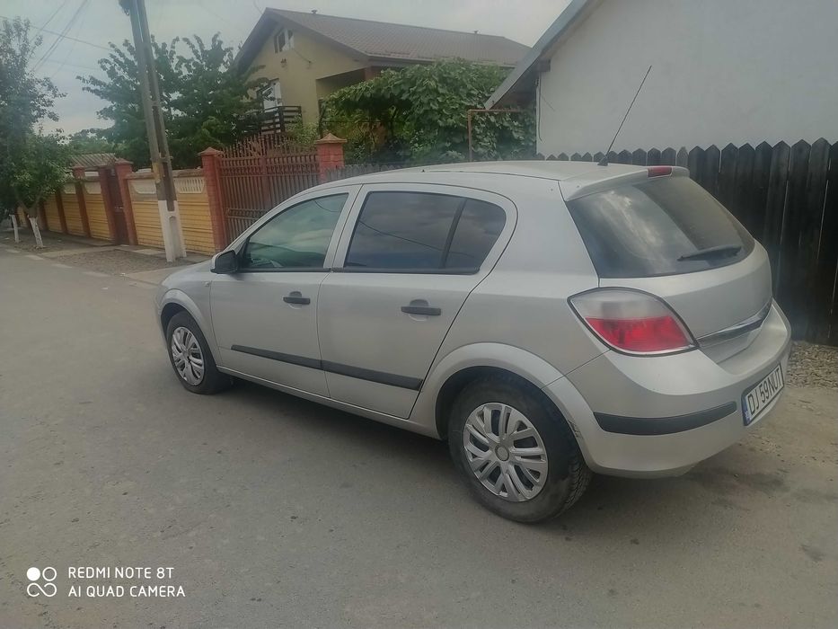 Dezmembrez Opel AstraJ j/ H