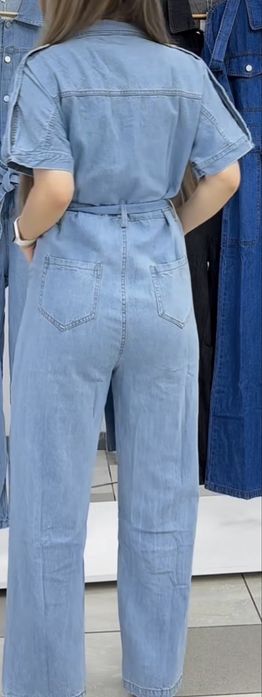 Джинсовый комбинизон, новый