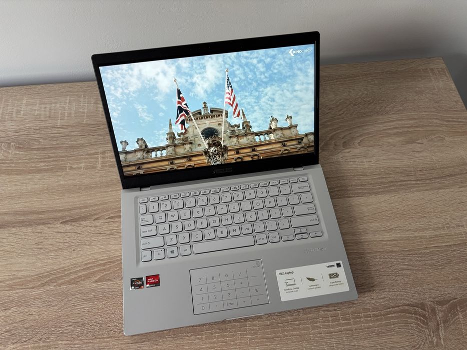 Laptop Asus: Amd Ryzen 5, 24Gb Ram, SSD 512 Gb , portabil