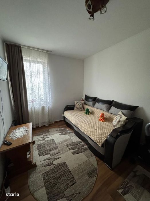 cv 199 Victoriei zona RFN Apartament cu 2 camere Decomandat !