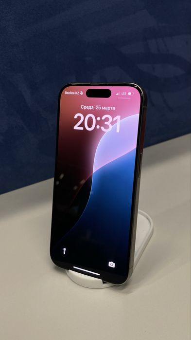 Продам iPhone 15 Pro 256gb