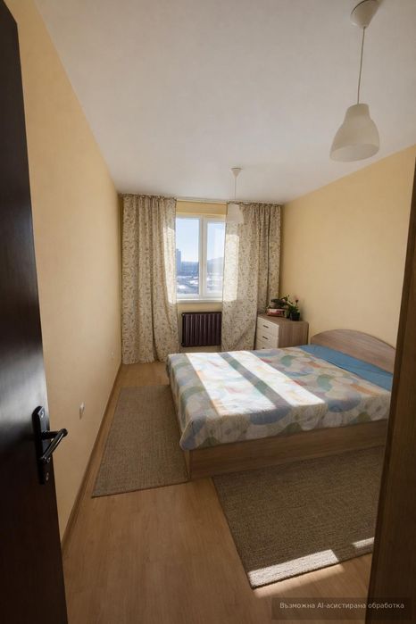 Tристаен апартамент в ж.к. Стрелбище.