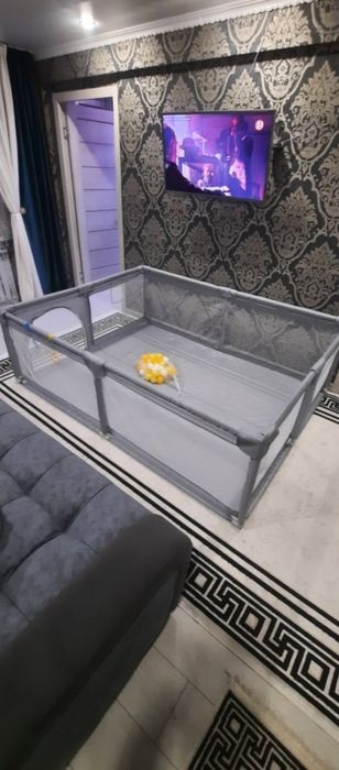 Детский манеж для игр.