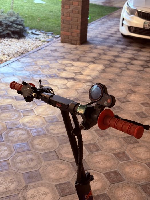 Продам электро самокат