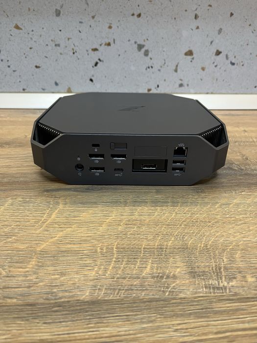 Calculator HP Z2 G4  Workstation – i7/ 16GB RAM / NVIDIA Quadro P1000