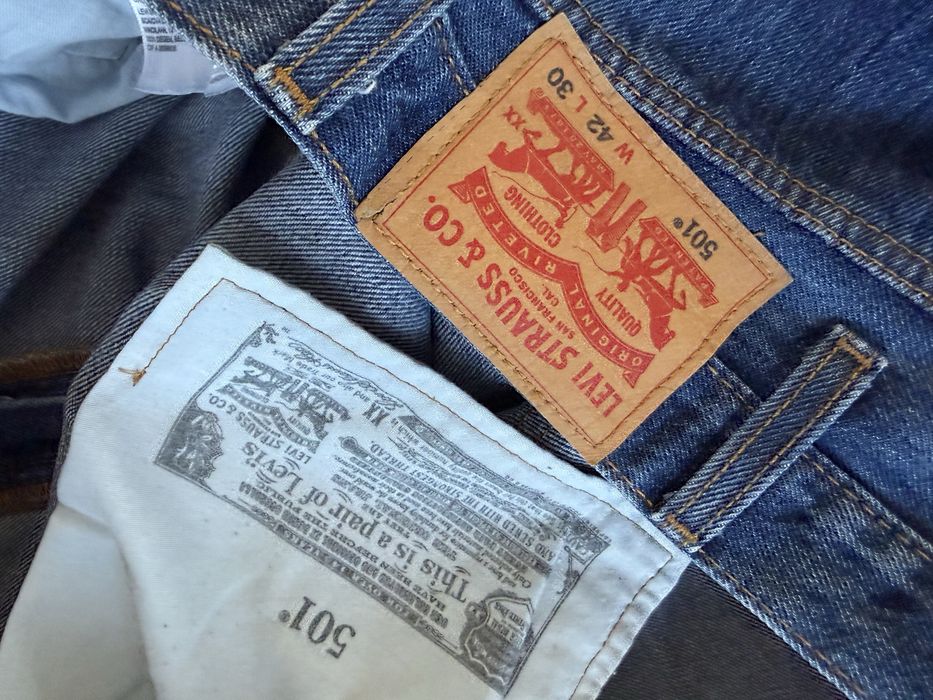 Blugi LEVIS 501 Albastru Barbati | Marime 42 x 30 (Talie 110 cm)