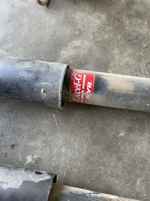 Amortizoare fata / spate Volkswagen octavia 2 4 x 4 pachet drumuri