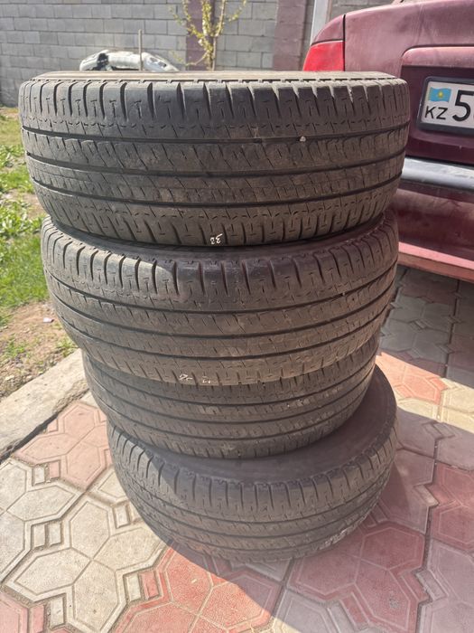 Шина С ешка продам размер 16с