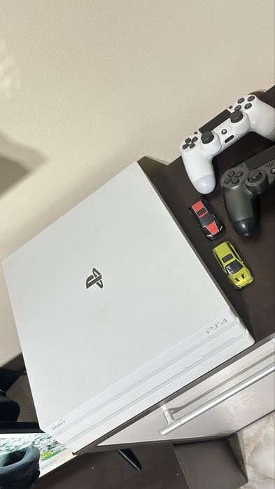 PlayStation PS 4 pro  1 TB Alb