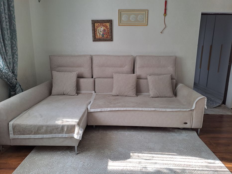 Продаётся угловой  диван