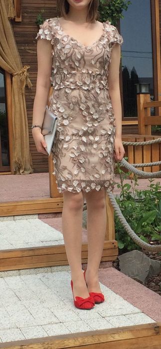 rochie de seara/nunta crem cu flori 3D Madelia