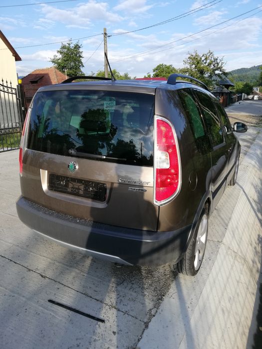 SKODA Roomster 2013 — imagine 3