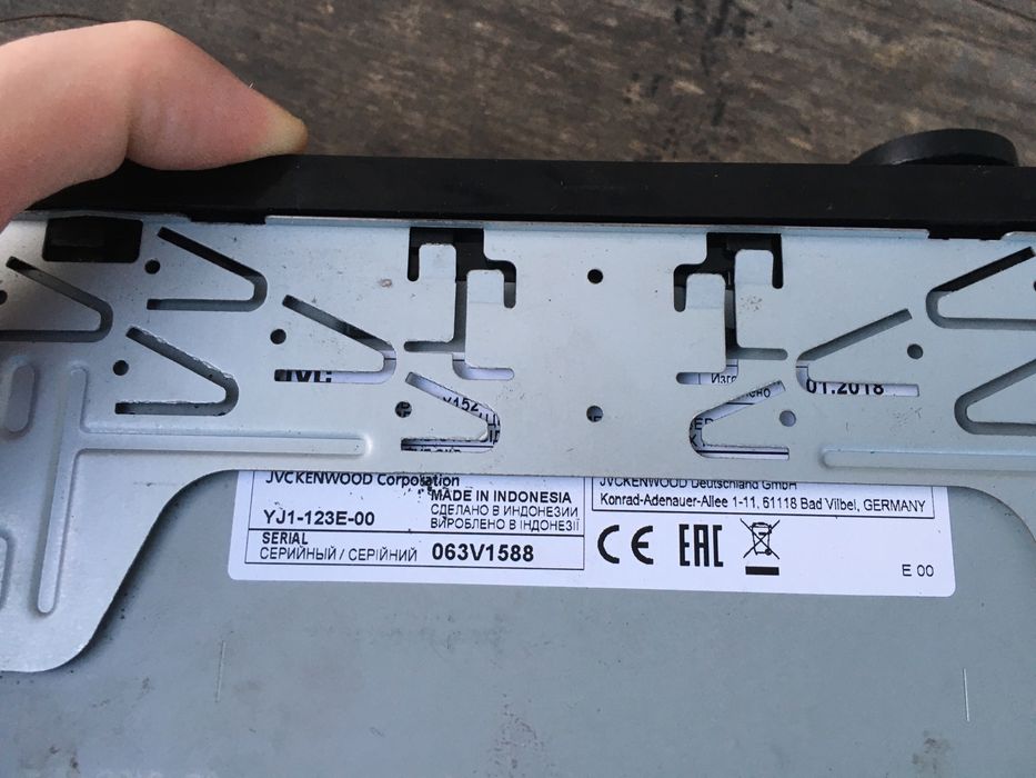 Casetofon Radio Player auto JVC KD-X152 YJ1-123E00  4x50W