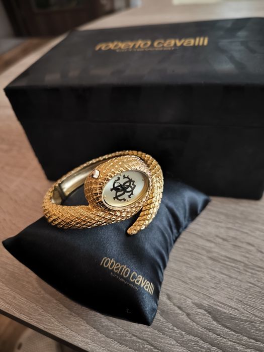 Оригинален дамски часовник Roberto Cavalli – златист, змия, с кутия