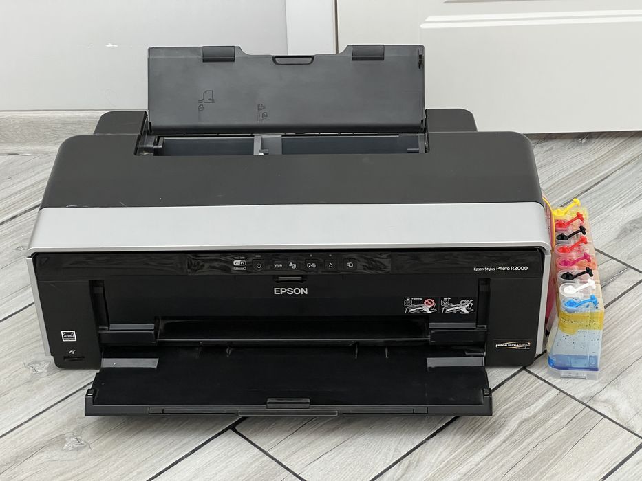 Цветной принтер epson R2000 A3+
