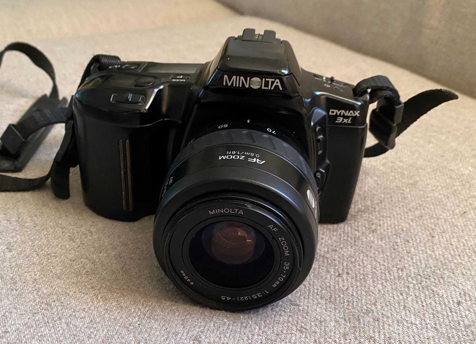 SLR Minolta Dynax 3xi + Minolta AF 35-70mm f 3.5-4.5 - colectie