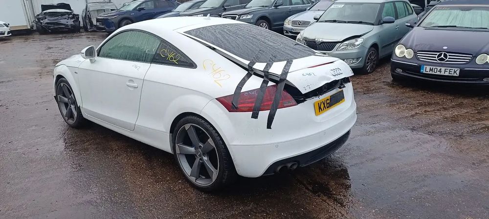 Dezmembrari / Dezmembrez Volkswagen AUDI TT (8J3) 2.0 TDI CFGB cutie viteze manuala cod culoare LY9C