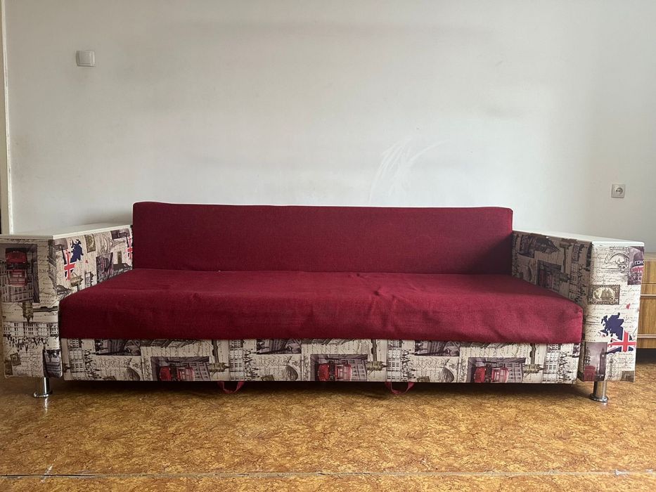 Продается диван срочно!