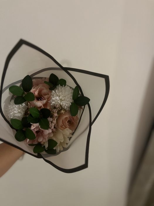 Buchete din flori artificiale 45-85 negociabil