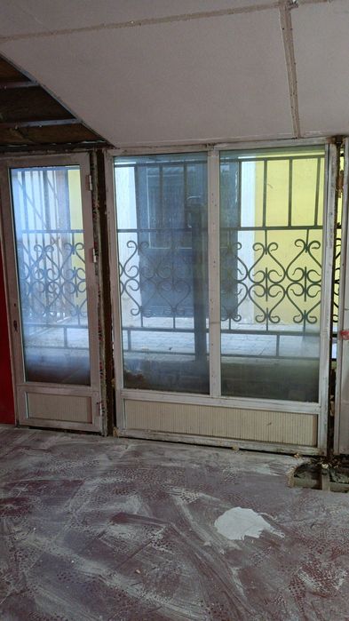 ( Бу ) Есік терезе сатылады