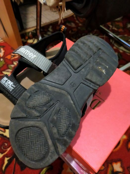 Сандалии на мальчика