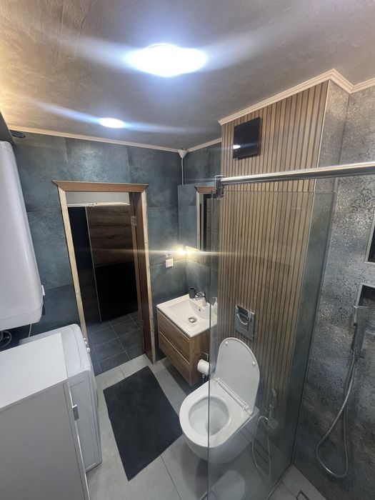 Дава се под наем Двустаен апартамент в Варна, Левски - 82 кв.м за 600 € - Снимка #6