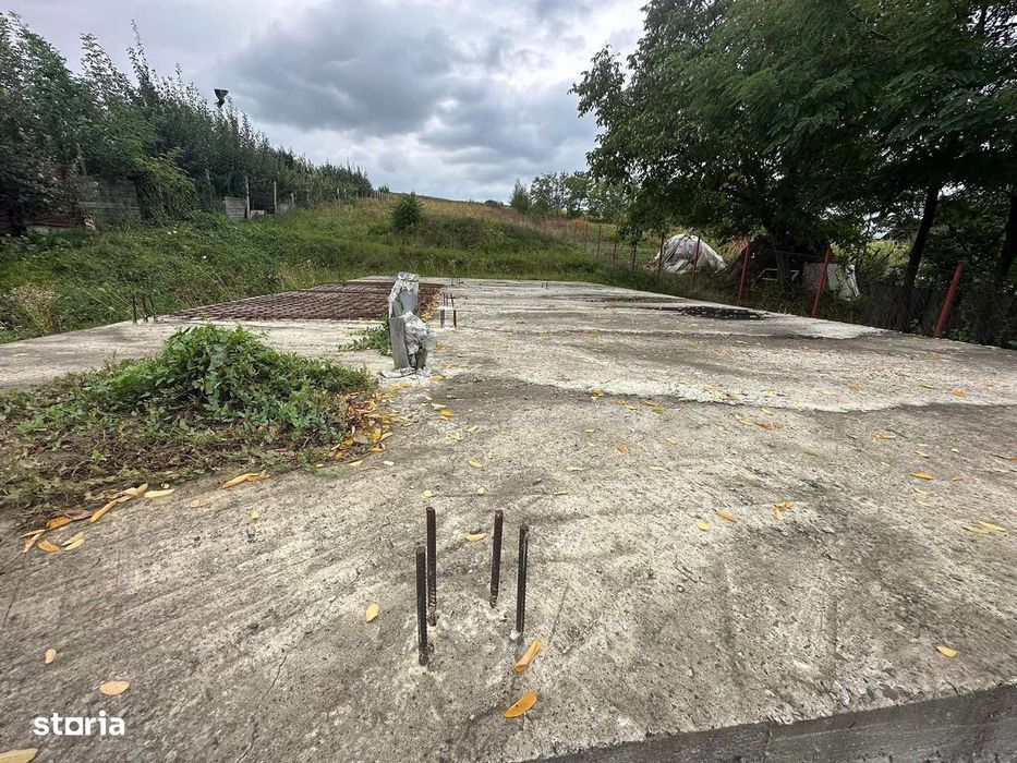 Teren la strada in Stauceni cu temelie turnata
