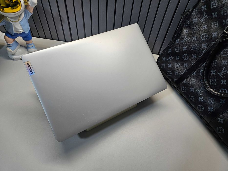 ПРОДАМ Lenovo 15IGL7 2025 Офисный Ноутбук DualN4020/4GB/256SSD/15.6"HD