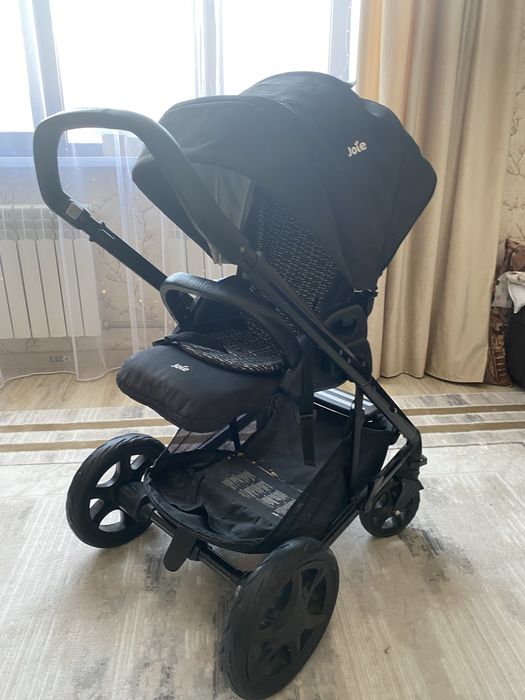 Продам коляску  дима-лето