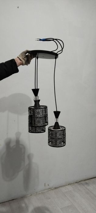 Продам Люстру дешево
