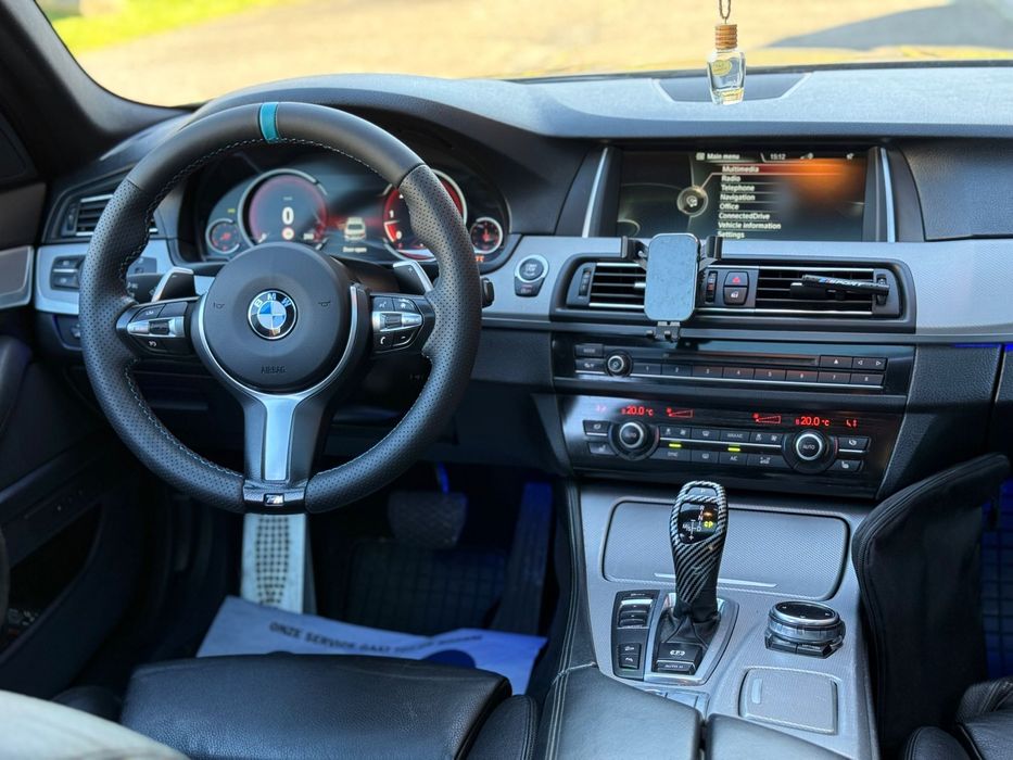 Vând BMW 530xd LCI M pachet pe serie, 3 butoane, Trapa, Ceasuri digitale, RAR Efectuat