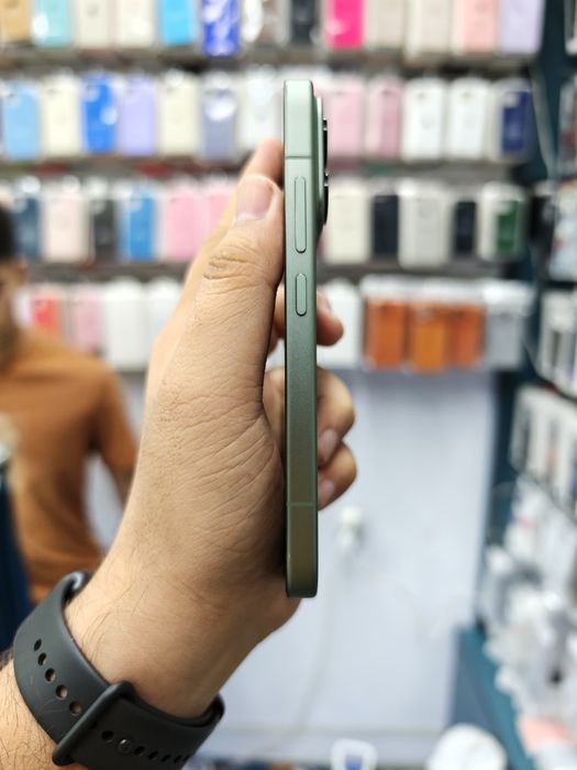 Xiaomi 17 Pro Official proshivkada. China boʻladi bular