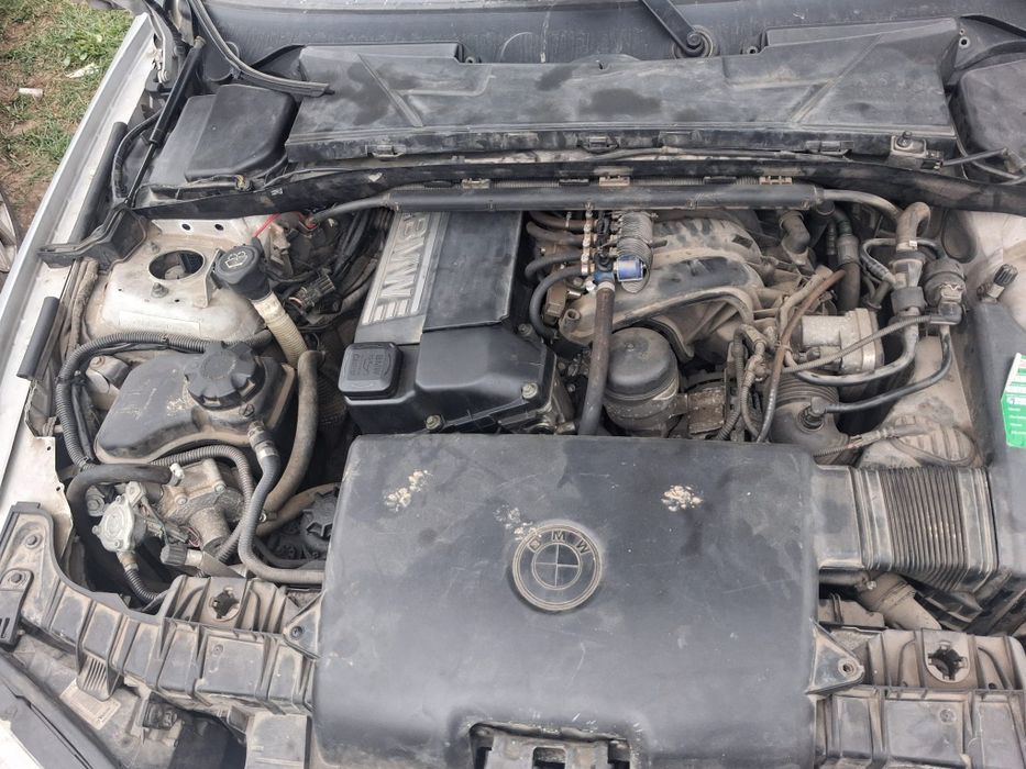 Capota bara far stanga dreapta faruri BMW 116I e87 seria 1 titansilber