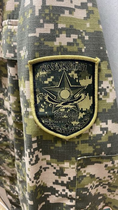 Военная форма, подойдет для 10-11кл и др.