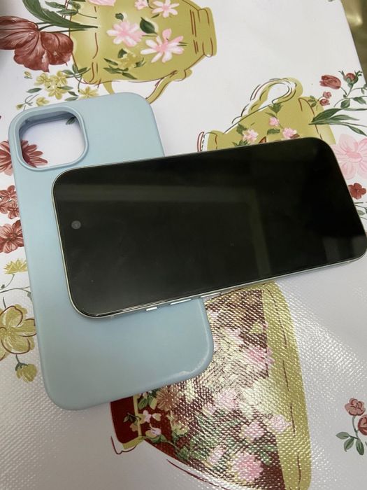 Айфон 15 128  гб