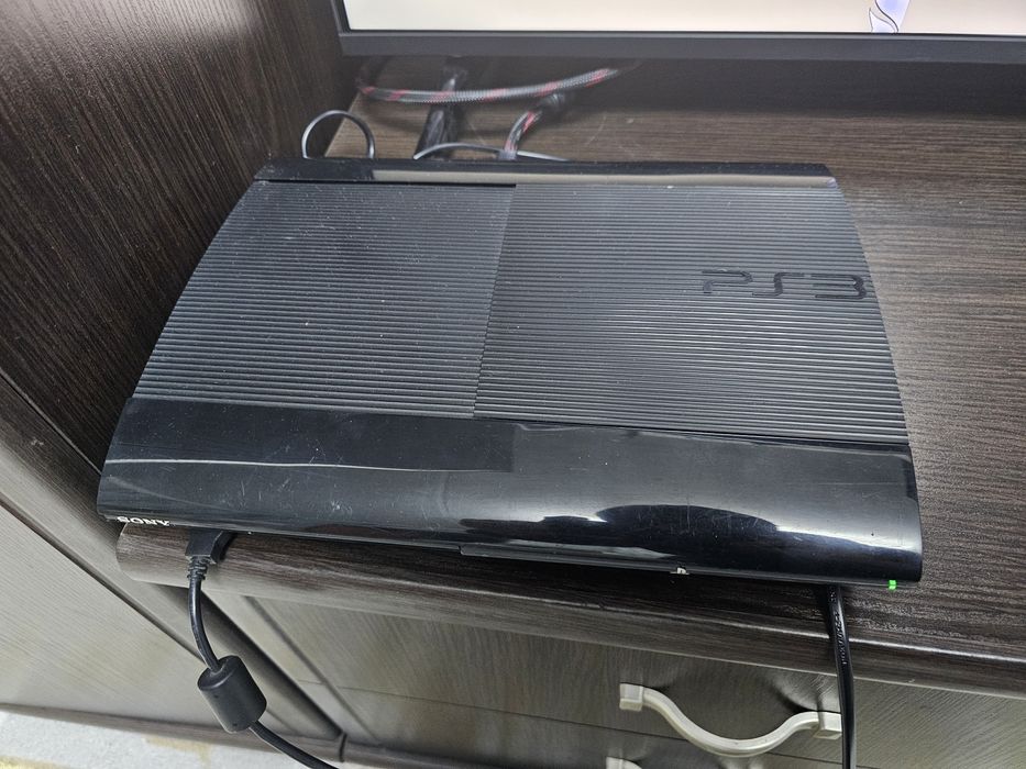 Продам прошитую playstation 3 пс 3