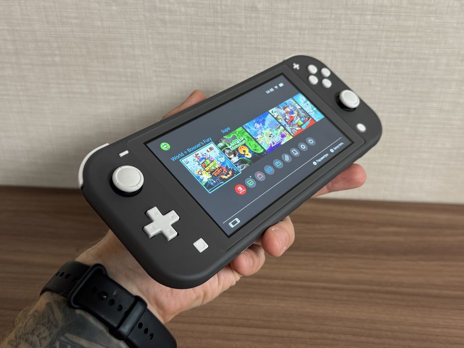 Прошитый серый Switch Lite + 40 игр (Есть отправка)