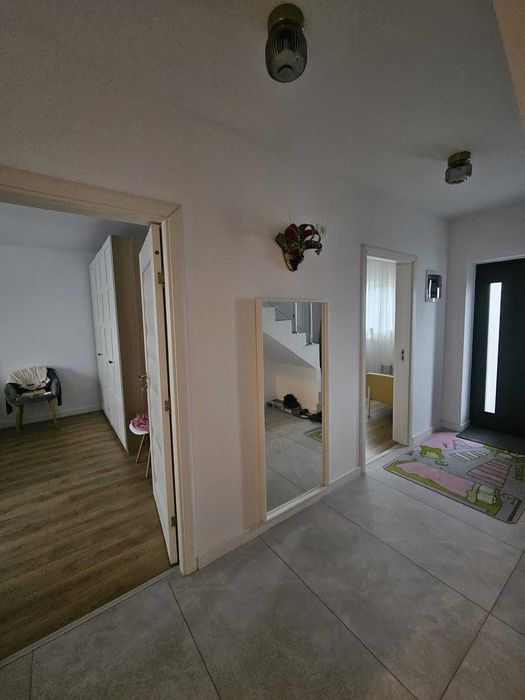 Vand casa in Branesti, Pasarea