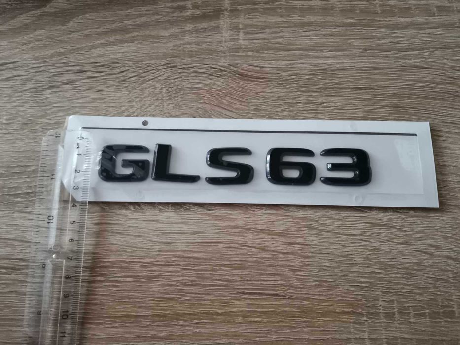 черен надпис Mercedes Benz GLS 63